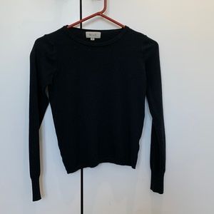 black long sleeve sweater